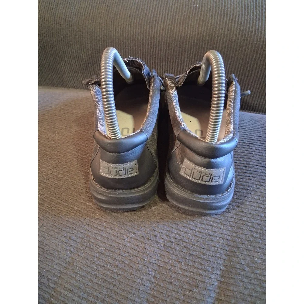 Hey Dude Wally Slip Ons Youth Sz 3 Black Casual Versatile Comfort Washable Shoes